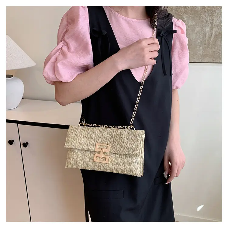 Women's Brown Twist-Lock Chain Shoulder Bag — feature 25