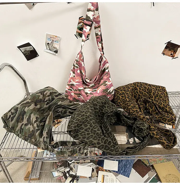 Camouflage Crossbody Bag Large Capacity Women Casual — feature 19