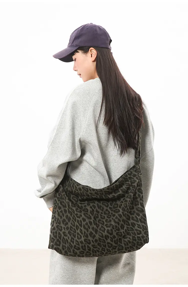 Camouflage Crossbody Bag Large Capacity Women Casual — feature 8