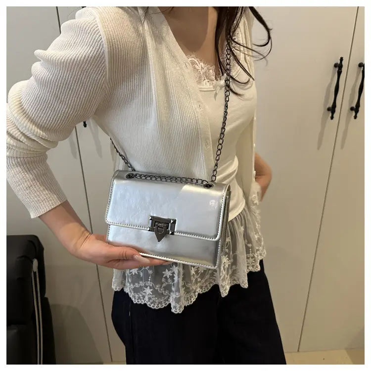 Orange Lock Chain Crossbody Bag for Women 2025 — feature 28