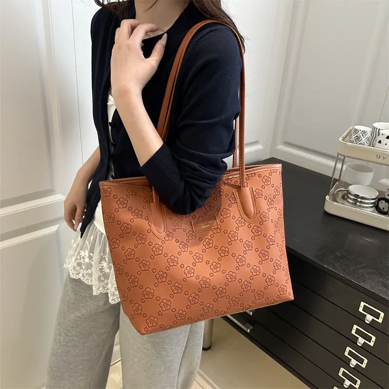 Black Embossed Shoulder Bag for Women 2025 - Image 7