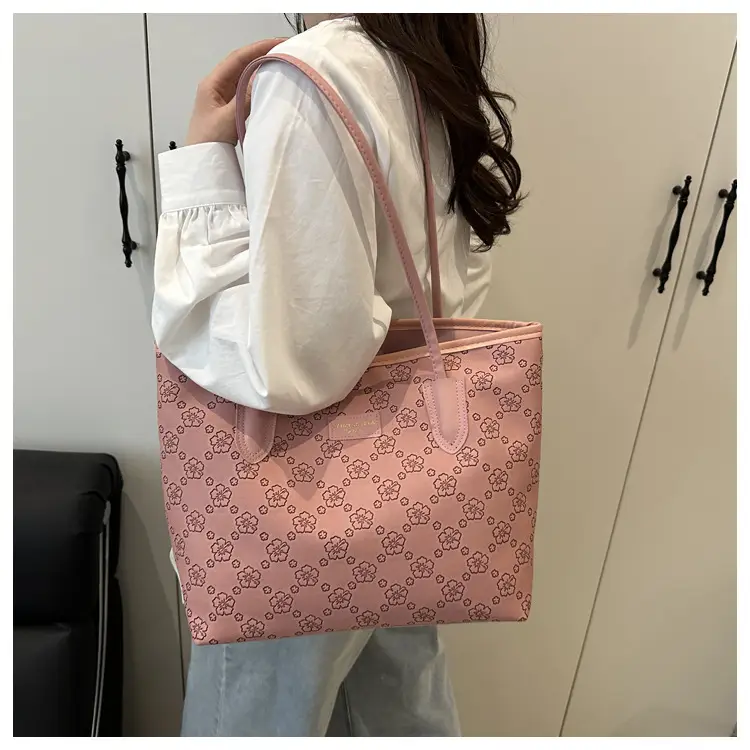 Black Embossed Shoulder Bag for Women 2025 — feature 20