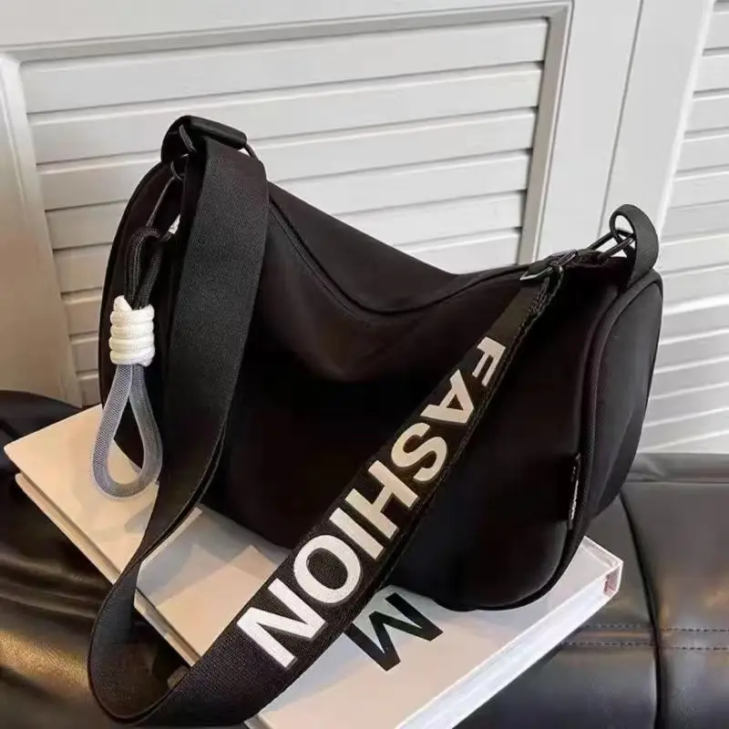 Black Fashion Crossbody Bag with Adjustable Strap — feature 28