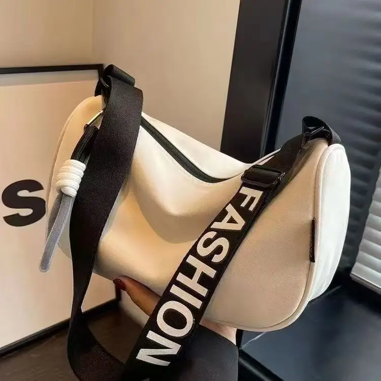 Black Fashion Crossbody Bag with Adjustable Strap — feature 31