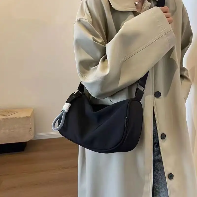 Black Fashion Crossbody Bag with Adjustable Strap — feature 32