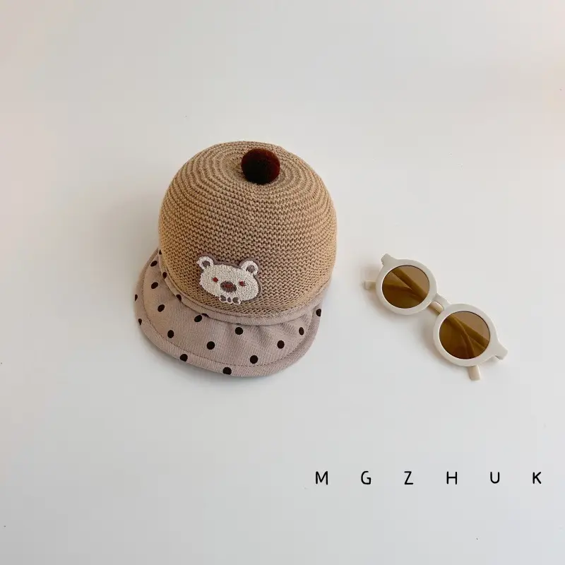 Baby's Straw Hat with Bear Design Wave Dot Ball - Image 5