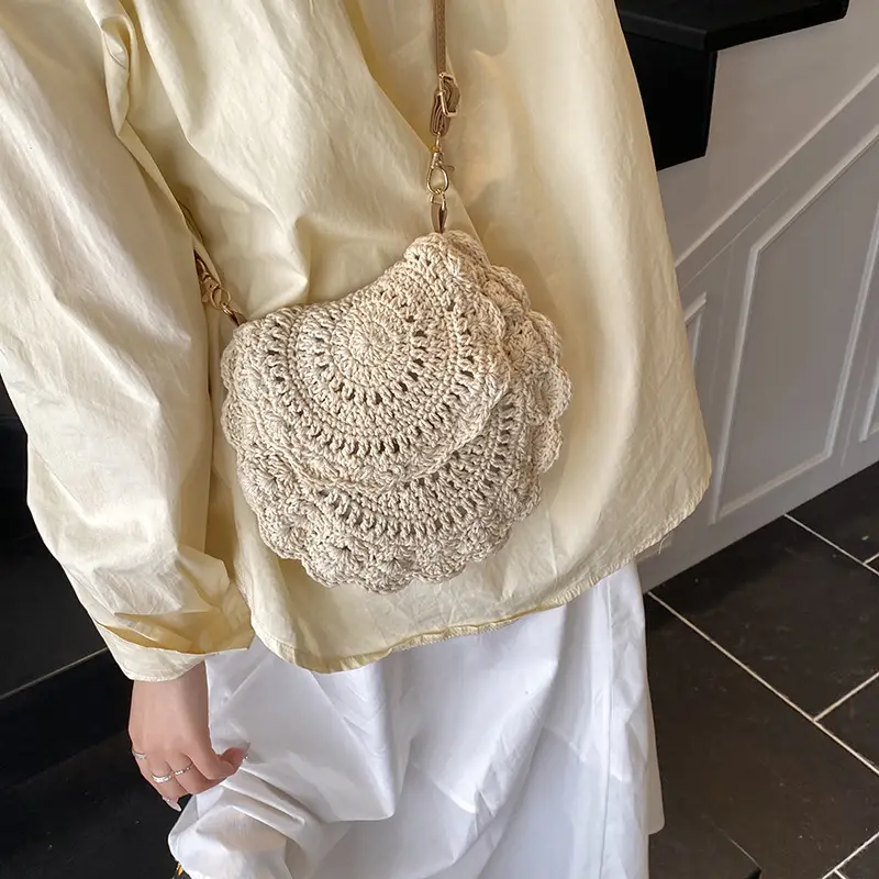 Women's Knitted Crossbody Bag for Summer Vacation - Image 5