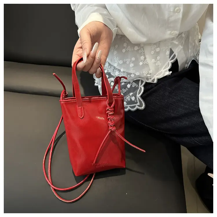 Women's White Pearl-Decorated Shoulder Bag with Mobile Cover — feature 12