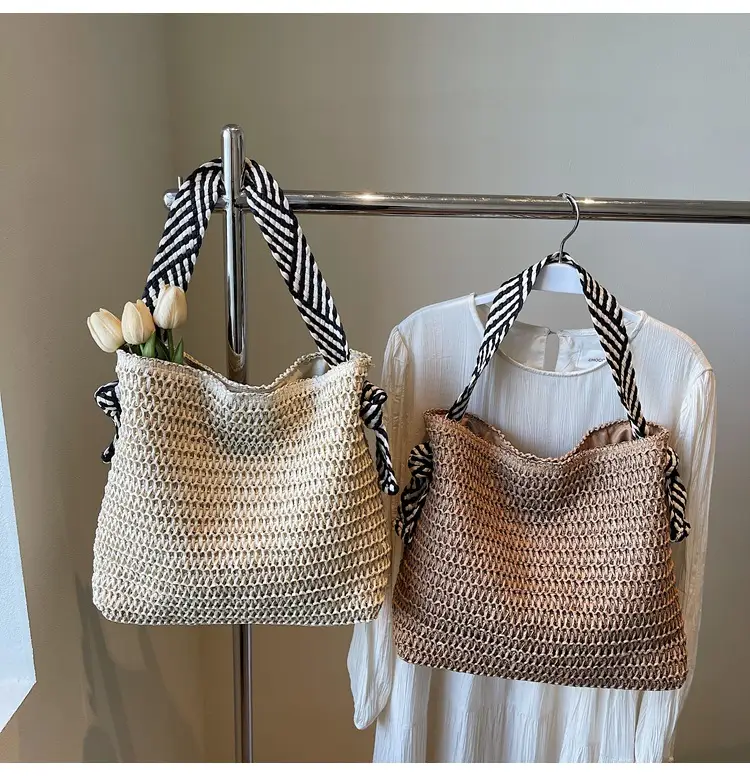 Women Straw Bag Large Capacity 2025 New Seaside Beach — feature 1