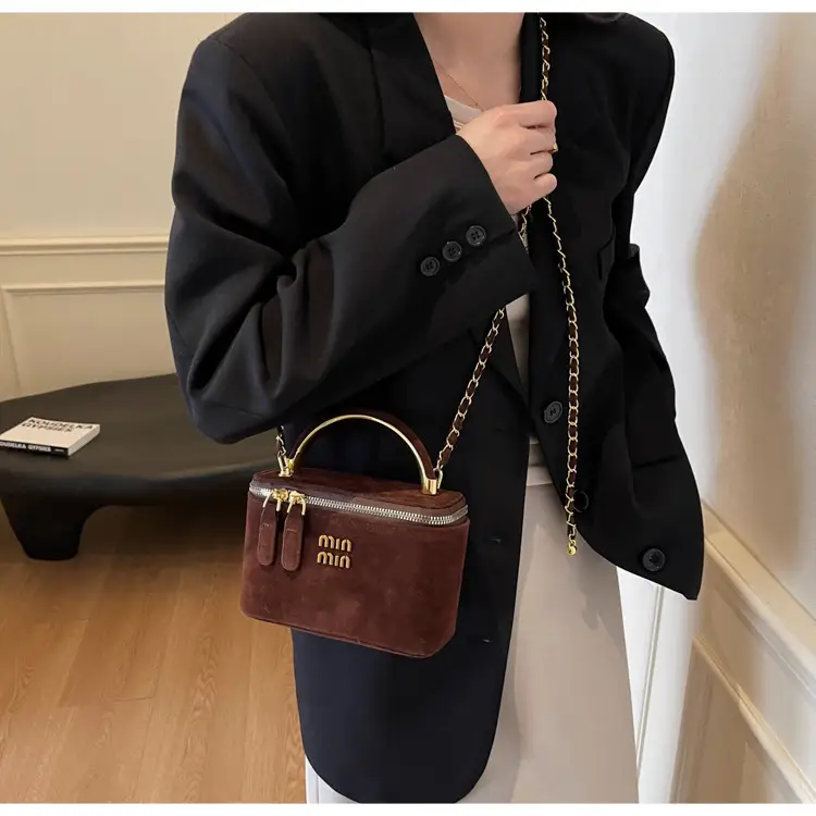 2025 New Minnotti Brown Suede Shoulder Bag — feature 31