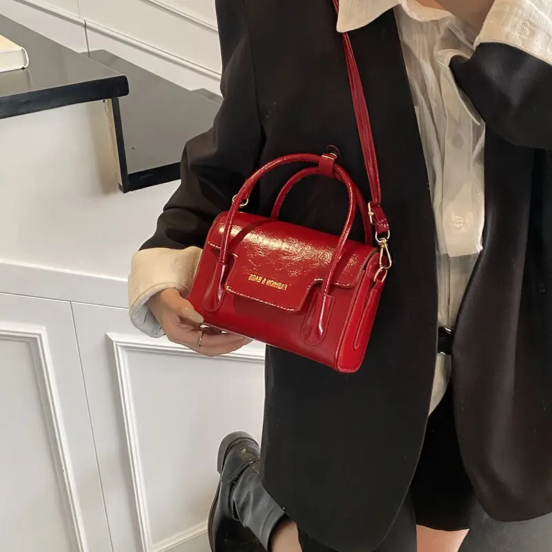 2025 New Style Women's Square Bag with One Shoulder Strap - Image 7