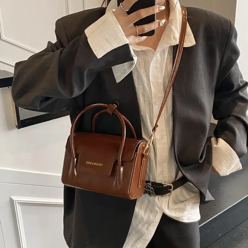 2025 New Style Women's Square Bag with One Shoulder Strap - Image 8