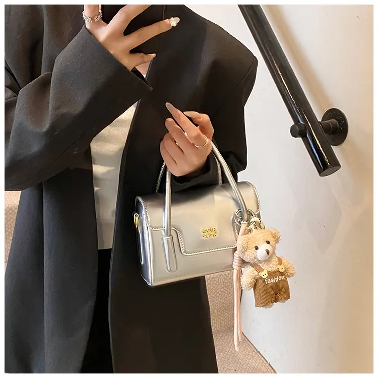 Pink Leather Shoulder Bag for Women 2026 — feature 28