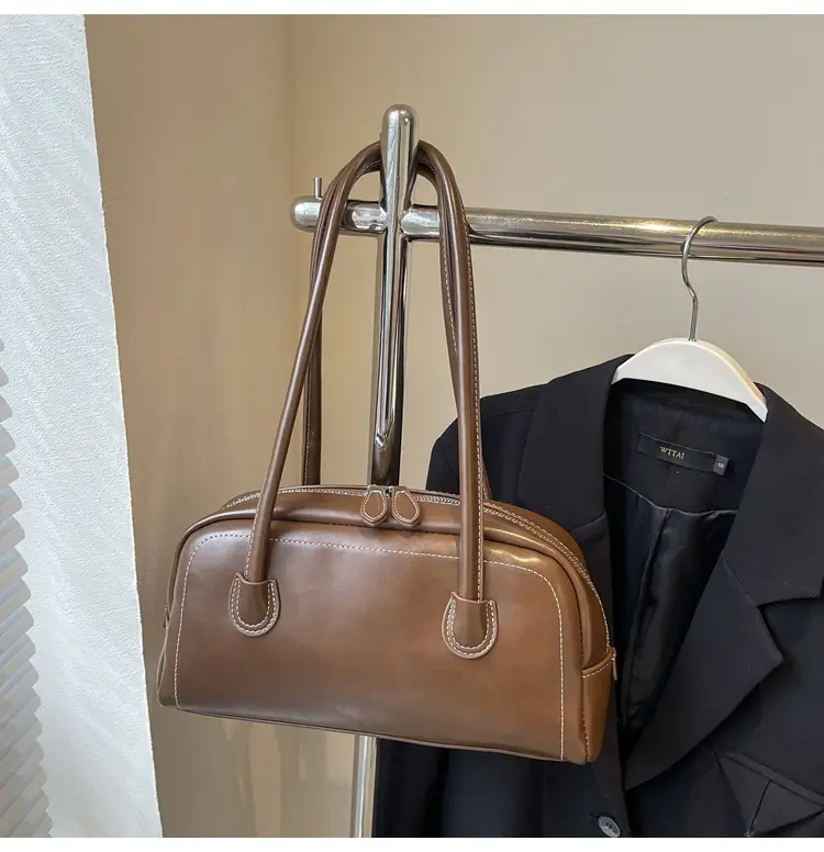 Women's Brown Leather Shoulder Bag 2026 New Fashion — feature 8