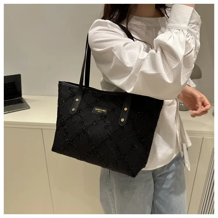 Women's Large Capacity Embossed Tote Bag Beige — feature 17