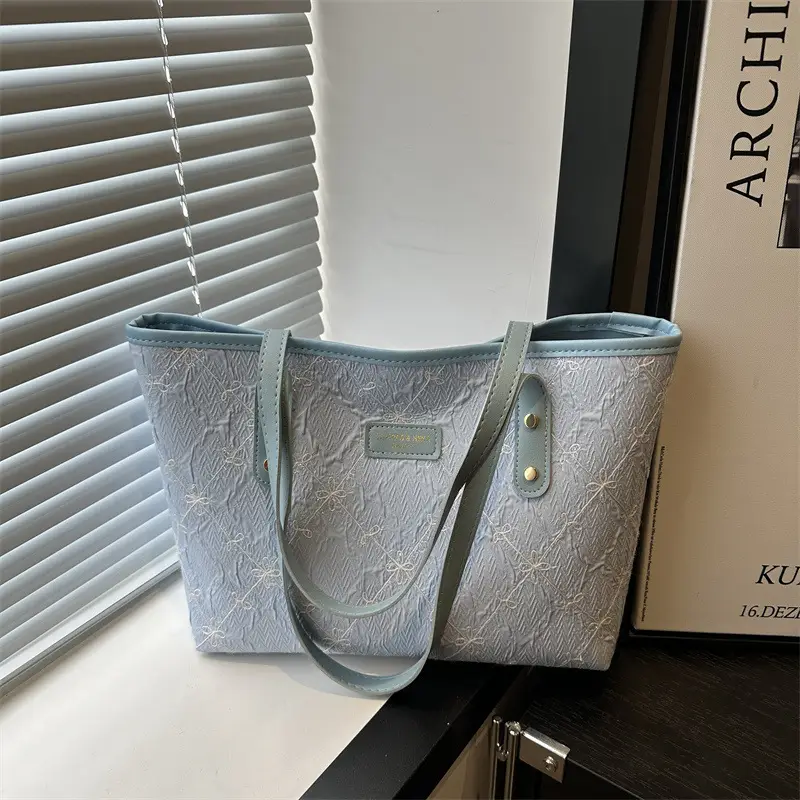 Women's Large Capacity Embossed Tote Bag Beige - Image 4