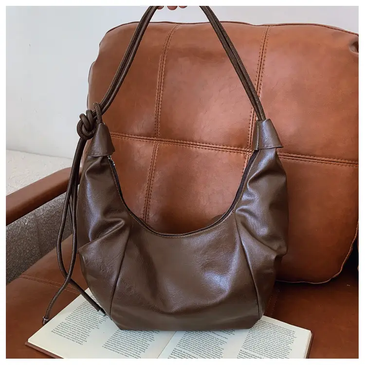 Retro Elegant Crossbody Bags Large Capacity Leather Goods — feature 44