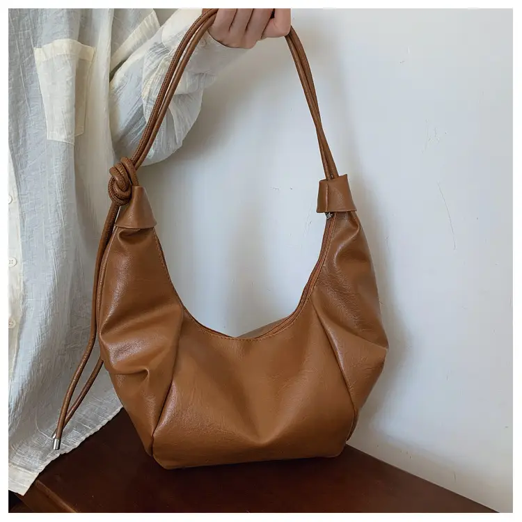 Retro Elegant Crossbody Bags Large Capacity Leather Goods — feature 50