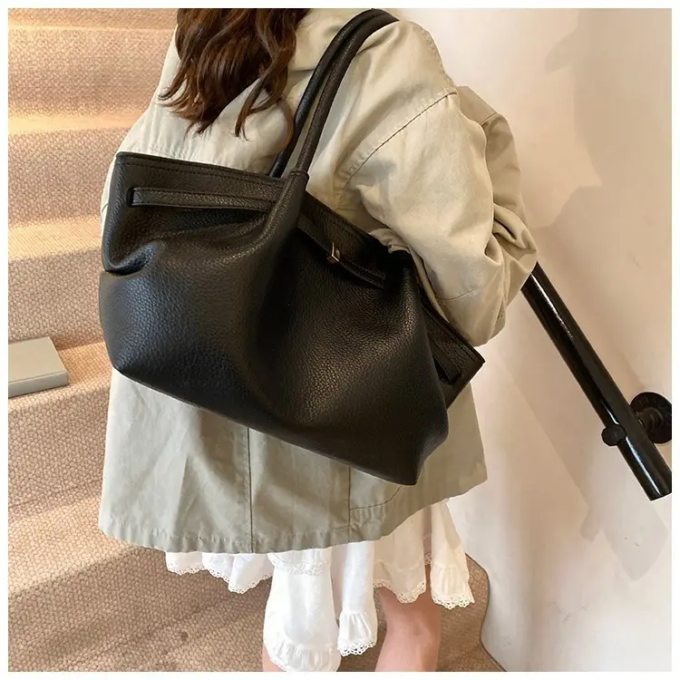 Hand-Carrying Fashionable Large-Capacity Tote Bag 2025 New Trendy Fashionable Textured Pleated Shoulder Bag for Work and Commuting Women's Bag — feature 20