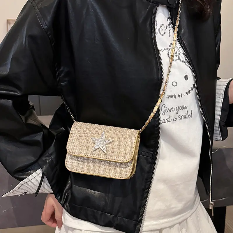 Women's Pink Star Chain Crossbody Bag
