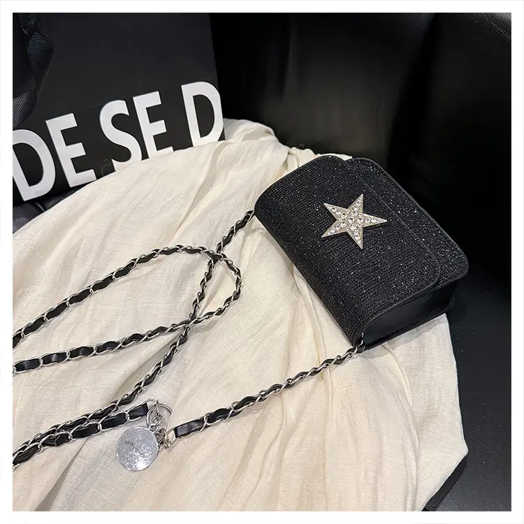 Women's Pink Star Chain Crossbody Bag — feature 38
