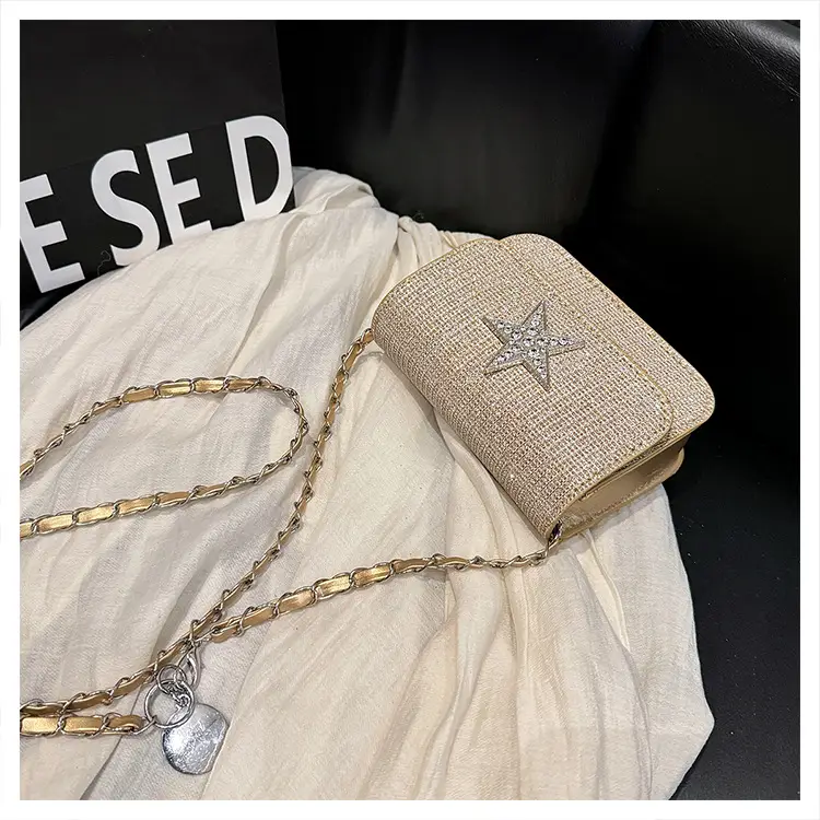 Women's Pink Star Chain Crossbody Bag — feature 39