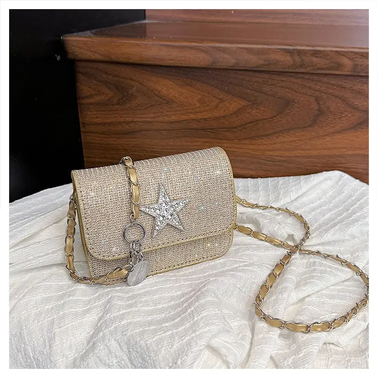 Women's Pink Star Chain Crossbody Bag