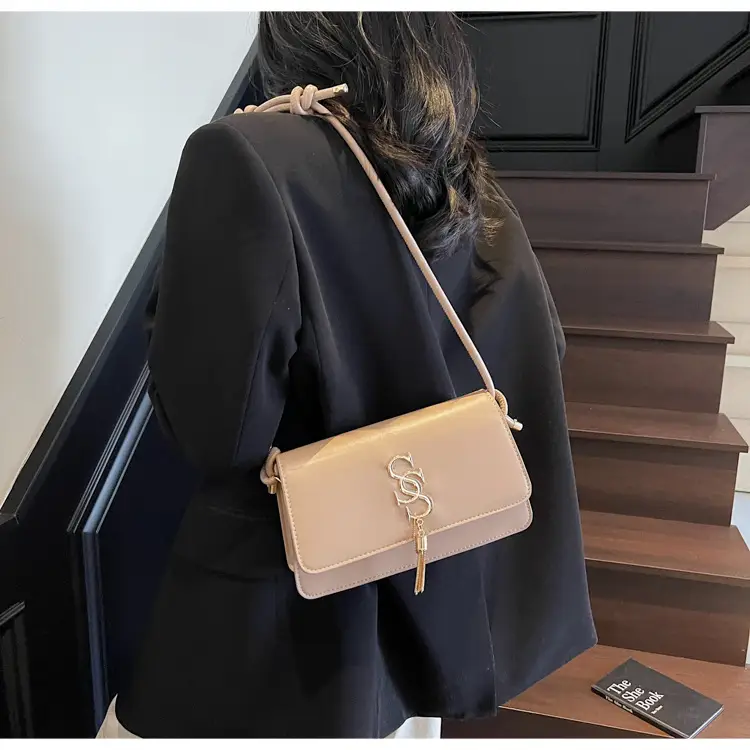Pink Letter Hardware Women's Crossbody Bag — feature 10