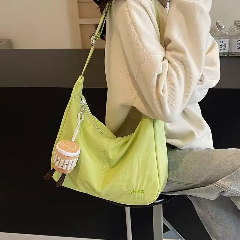 Women's Green Canvas Shoulder Bag 2025 Summer Lightweight Large Capacity — feature 28