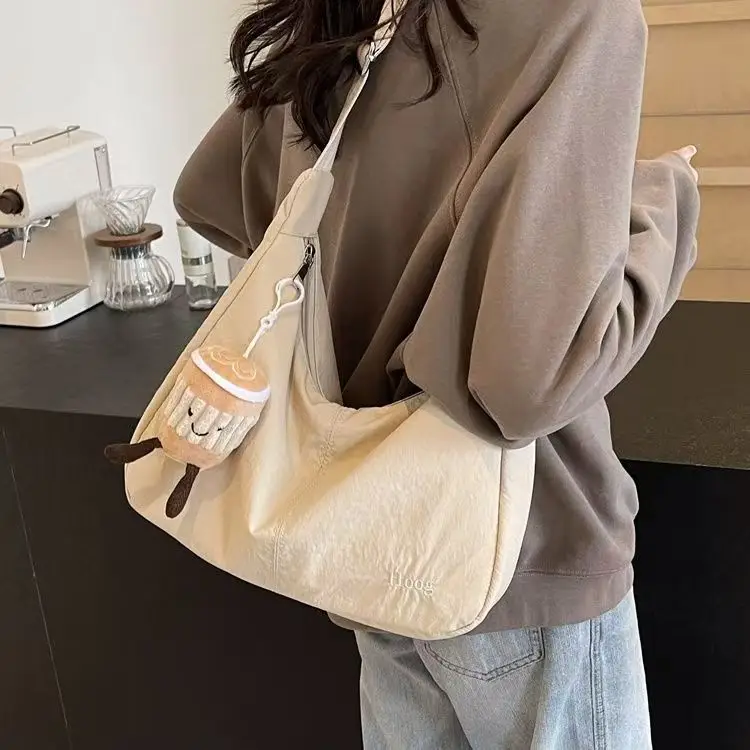 Women's Green Canvas Shoulder Bag 2025 Summer Lightweight Large Capacity