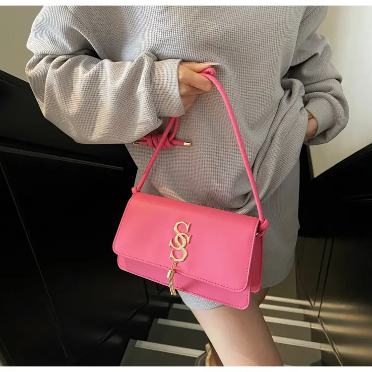 Minimalist Armpit Bag for Women 2025 New Spring Elegant Commuter Shoulder Bag Fashion Letter Tassel Handbag — feature 14