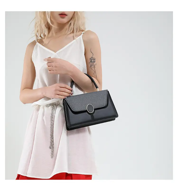 Women's Contrast Color Shoulder Bags 2025 Spring — feature 13