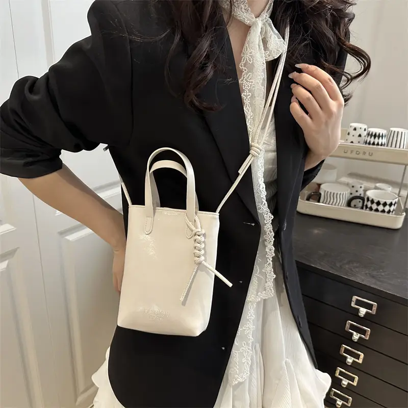 White Korean Style Mobile Phone Bag for Women - Image 6