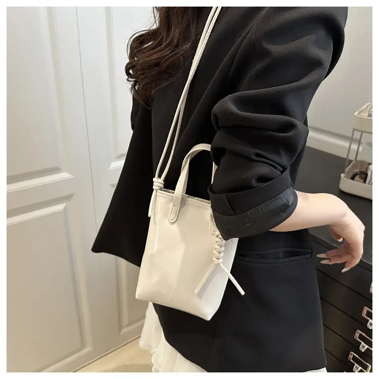 White Korean Style Mobile Phone Bag for Women — feature 10