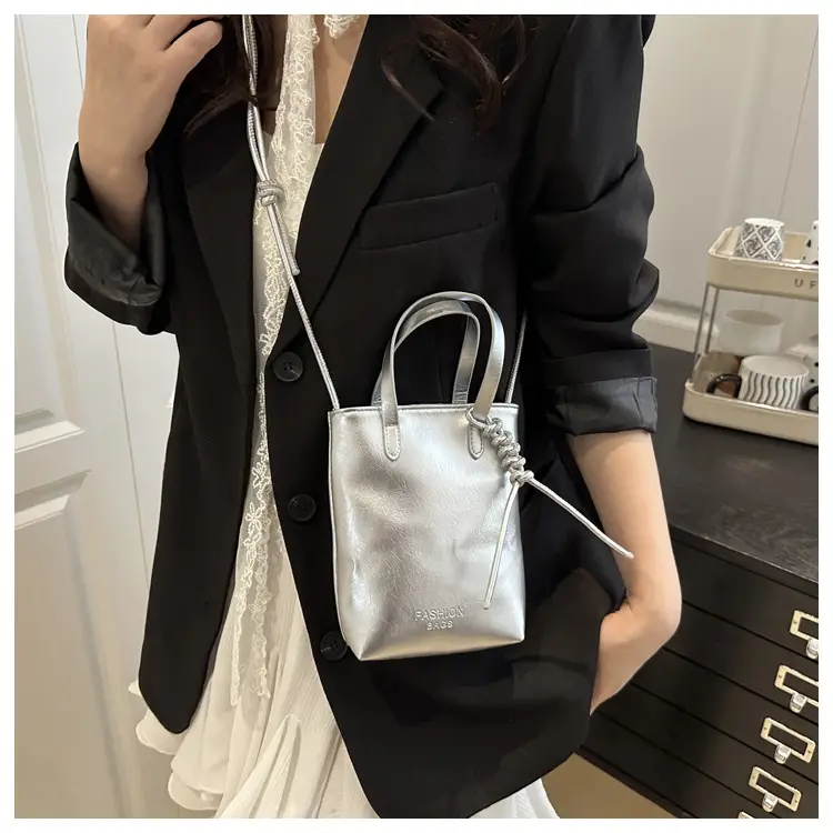 White Korean Style Mobile Phone Bag for Women — feature 11