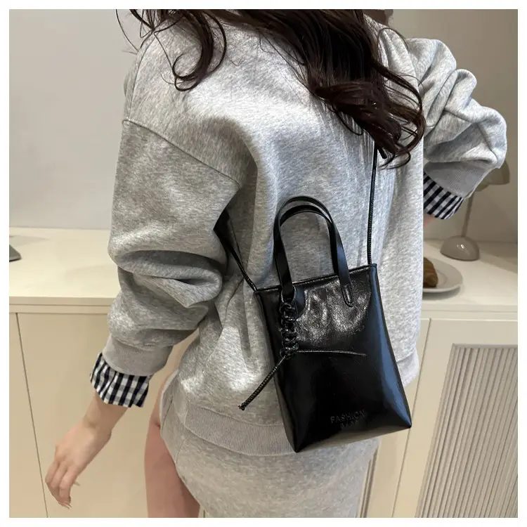 White Korean Style Mobile Phone Bag for Women — feature 18