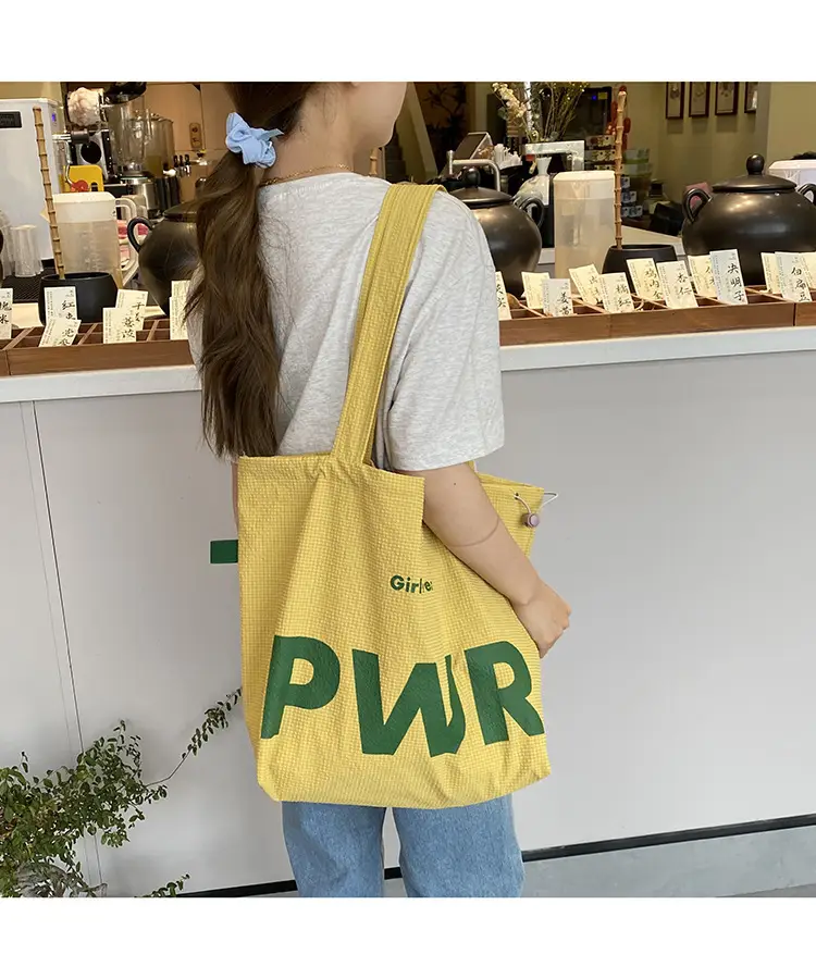 2025 Drawstring Shoulder Bags with Retro Letter Print - Image 2
