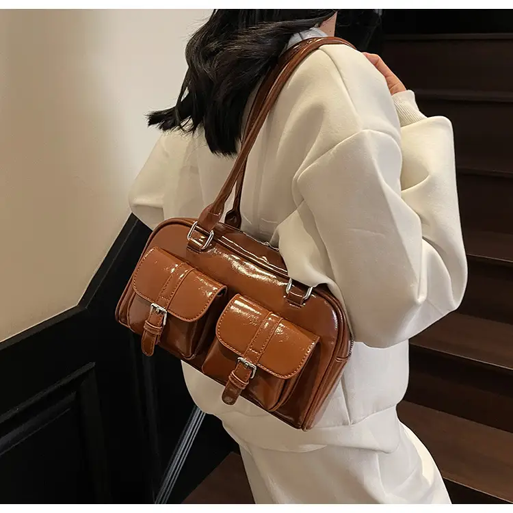 New Style Casual Boston Bag 2025 Spring Fashion Trend Women's Simple Shoulder Commuter Bag — feature 18