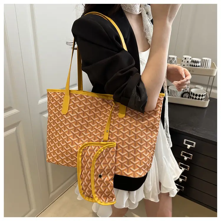 Black New One-shoulder Large Capacity Handbag Women 2025 — feature 10