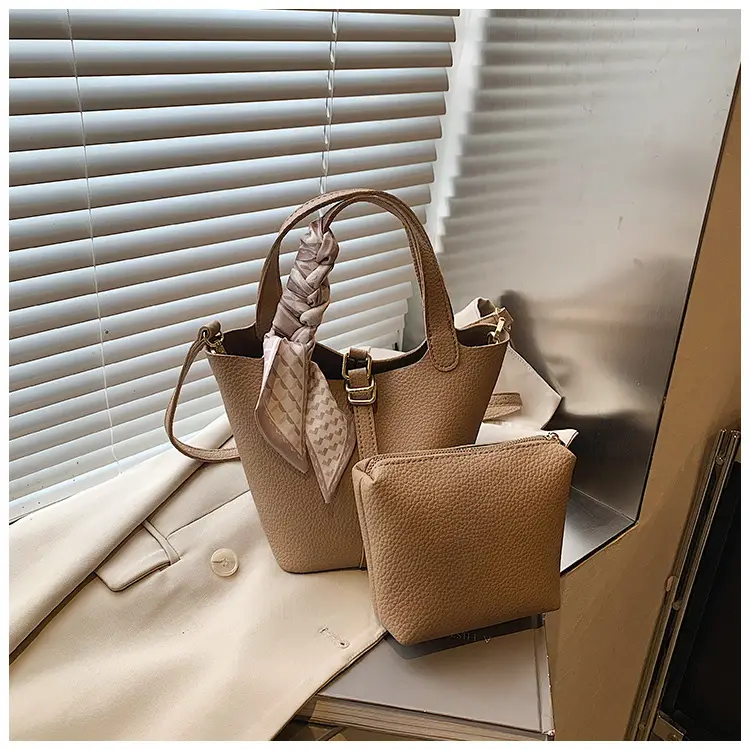 Korean Style Crossbody Bag 2025 New Niche Design — feature 32