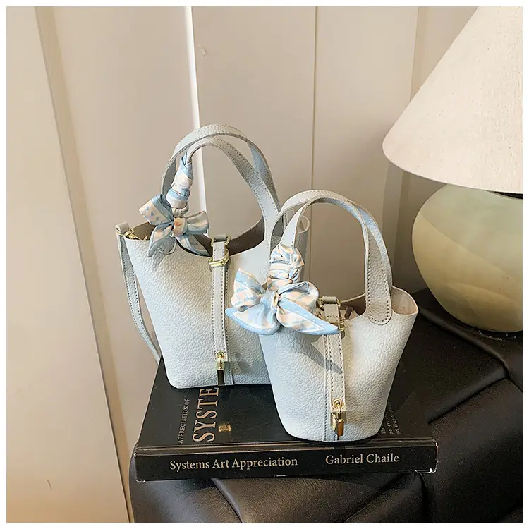 Korean Style Crossbody Bag 2025 New Niche Design — feature 35