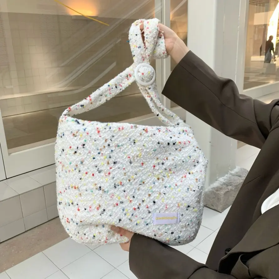 Plush Rabbit Embroidered Women's Shoulder Bag