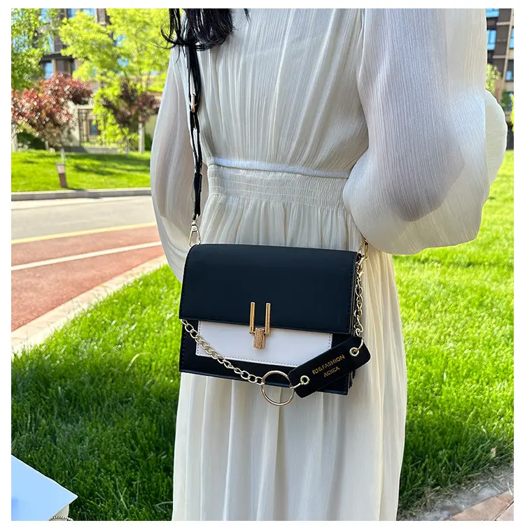 Korean Style Brown Crossbody Bag with Chain Strap — feature 8