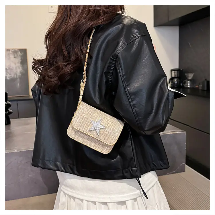 Silver Star Diamond Lattice Crossbody Bag — feature 14