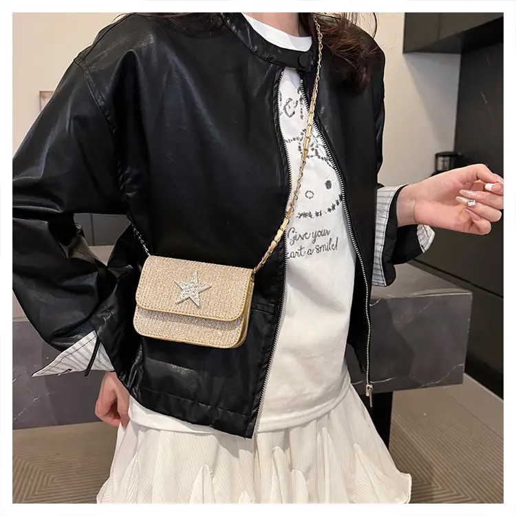 Silver Star Diamond Lattice Crossbody Bag — feature 15