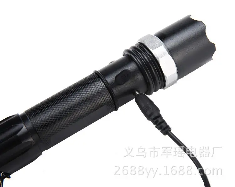 Rechargeable Aluminum Flashlight Three-Speed Zoom — feature 13