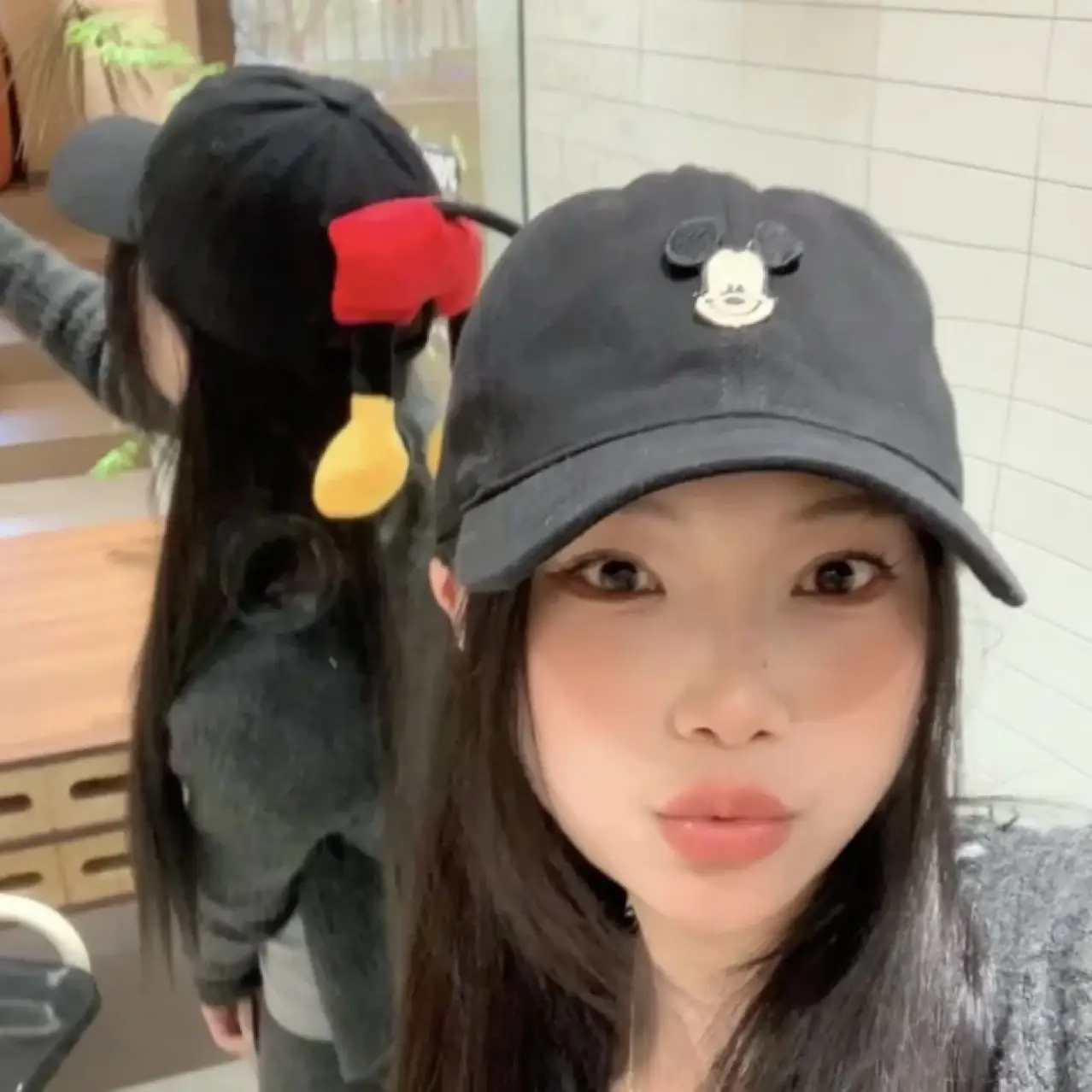 Mickey Mouse Tail Cap with Red Bow Sunshade - Image 3