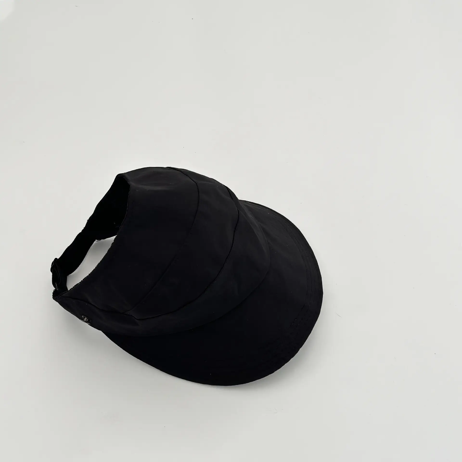 Kids Green Mesh Open Top Cycling Hat - Image 6