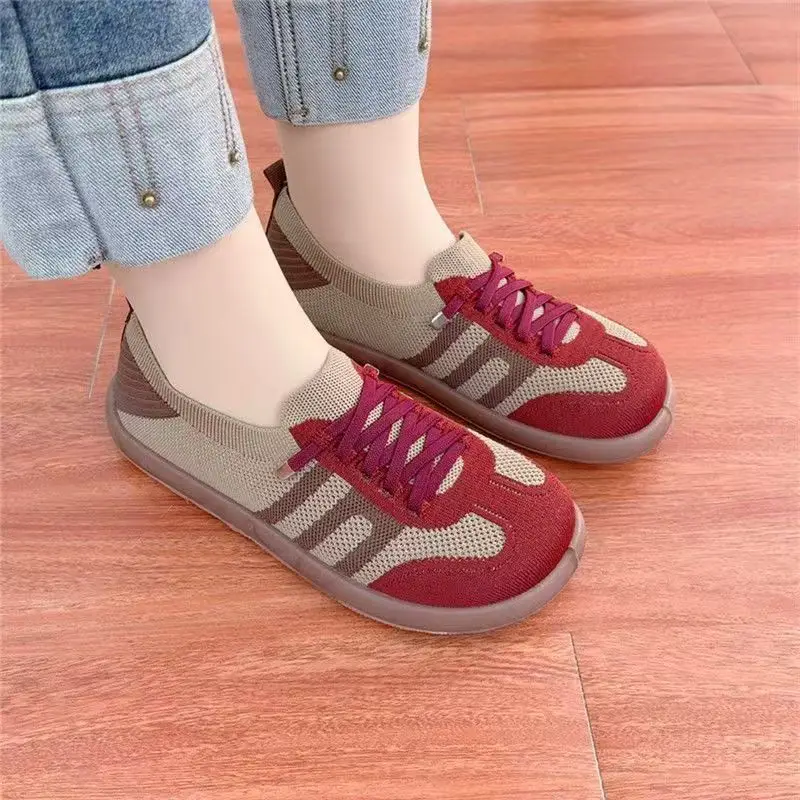Spring and Autumn New Flying Woven Breathable Old Beijing Cloth Shoes Women's Shoes Mesh Casual Sports Soft Sole Wear-resistant Non-slip Moms Shoes — feature 7