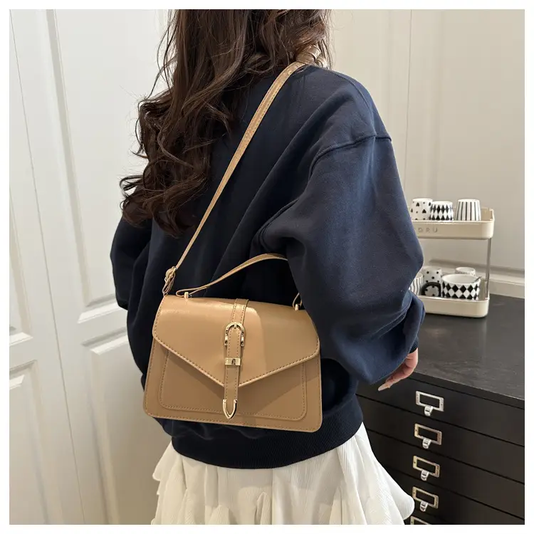 Green Textured Women's Shoulder Bag 2025 Spring Summer — feature 17